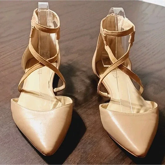Nine West Beige Leather  Pointed Toe Flats Women's Size 9 - Picture 2 of 7